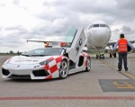 Lamborghini Aventador làm xe dẫn đường sân bay