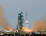 Tàu vũ trụ Trung Quốc lắp ghép với modul không gian