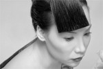 Hồ Quỳnh Hương với mái tóc được tạo dáng lạ và cá tính.