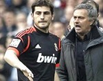 Mourinho 'chơi khăm' Iker Casillas?