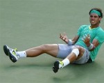 Nadal và Sharapova bay cao ở Indian Wells