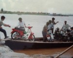 Săn bắt nhóm cướp 'răng cá mập'