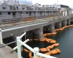Nước phóng xạ rò rỉ ở Nhật vì rào chắn vỡ