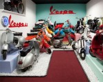 Trùm bất động sản mê sưu tập Vespa