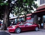 Aston Martin Rapide màu đỏ 'sexy' ở Hà Nội