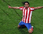 Falcao làm rầu lòng MU, Chelsea và Real Madrid