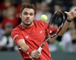 Tới lượt Wawrinka lo chấn thương