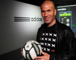 Zidane lĩnh ấn 'tiên phong' cứu Real