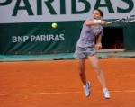 Trực tiếp TK Roland Garros: Serena lần đầu bị ép