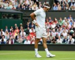 Federer thua sốc do ... đôi giày