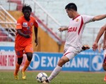 Văn Quyến mờ nhạt trong trận 'derby Ninh Bình'