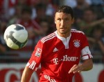 Van Bommel: 'Bayern có thể lặp lại cú ăn ba'