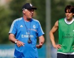 Ancelotti cảnh tỉnh trò cưng Kaka