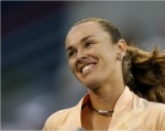 Martina Hingis trở lại thi đấu