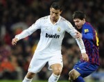 Messi đáng giá gấp đôi Ronaldo