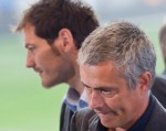 Casillas tiếp tục 'đá xoáy' Mourinho