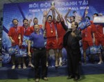 Cannavaro giao lưu với cầu thủ bóng đá đường phố Việt Nam