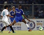 Chelsea lại tuyển mộ 'lúa non'