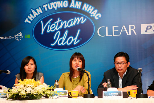 Bà Bích Hạnh - Giám đốc BHD, Diễm Quỳnh - Phó giám đốc truyền hình VTV6 và ông Ed Sunico: Giám đốc Truyền thông Unilever VN