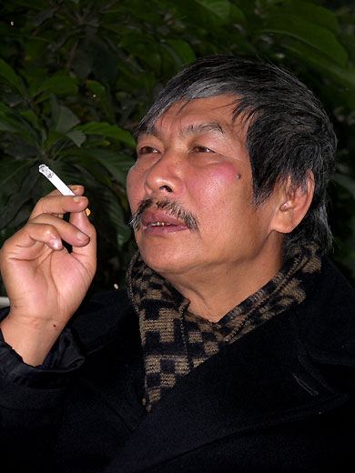 Tác giả Văn Chinh.
