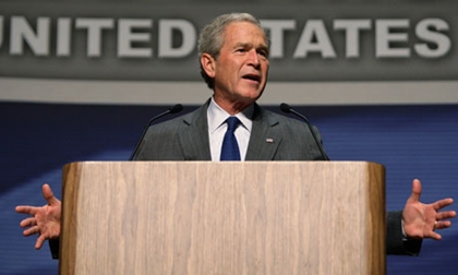 Cựu tổng thống Mỹ George Bush. Ảnh: AP.