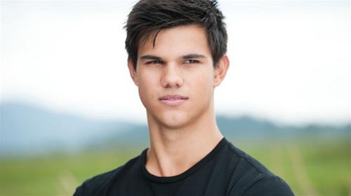 Taylor Lautner - Ảnh: Filmofilia