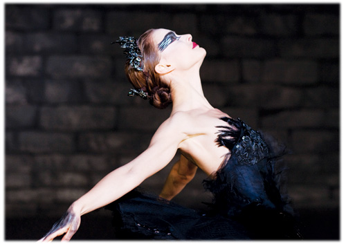 Ngôi sao Natalie Portman trong Black Swan - Ảnh: Megastar