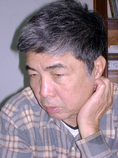 Nhà văn Trung Trung Đỉnh