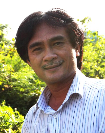Nhà thơ Phan Hoàng